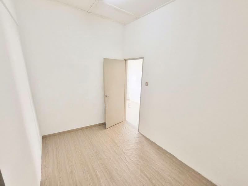 Rumah Teres 1 Tingkat untuk Disewa di Taman Johor Jaya (Johor Bahru) - Daphne Lee - Interior - PropertyGuru.com.my