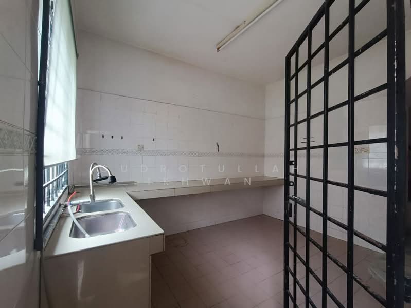 2-storey Terraced House for Sale in Taman Bukit Angsana (Cheras) - Gudrotullah Ikhwan - Kitchen - PropertyGuru.com.my