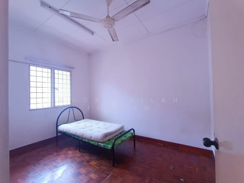 2-storey Terraced House for Sale in Taman Bukit Angsana (Cheras) - Gudrotullah Ikhwan - Bedroom - PropertyGuru.com.my