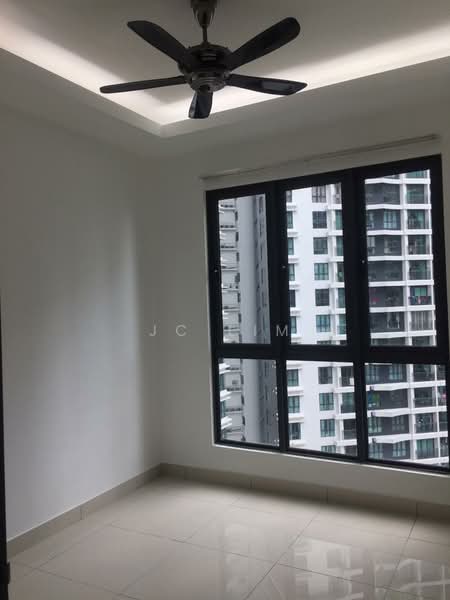 Servis Apartment untuk Disewa di KL Traders Square - JC Lim - View - PropertyGuru.com.my