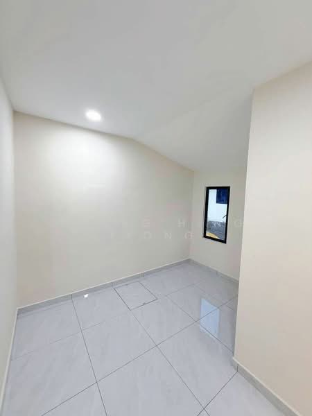 1-storey Terraced House for Sale in Taman Johor Jaya (Johor Bahru) - Loong Hing Liong - Interior - PropertyGuru.com.my