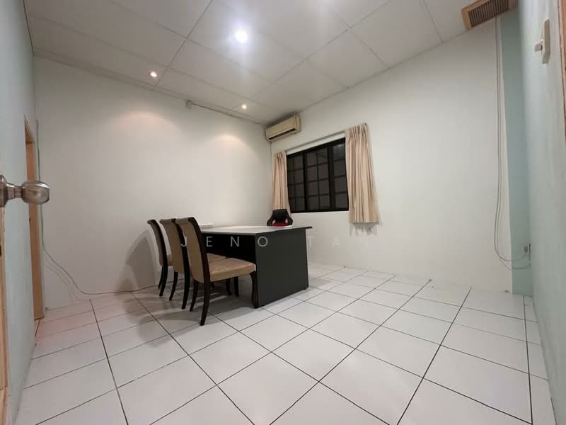 Semi-Detached House for Rent in Kuching (Sarawak) - Jeno Tan - Interior - PropertyGuru.com.my