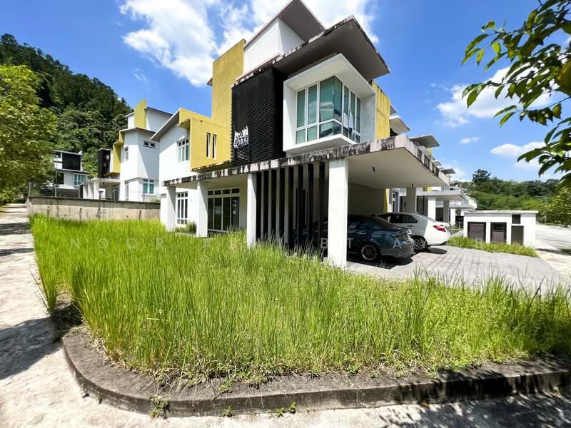 Rumah Banglo untuk Dijual di Ampang (Selangor) - Noor Aini Bt Ayob - Exterior - PropertyGuru.com.my