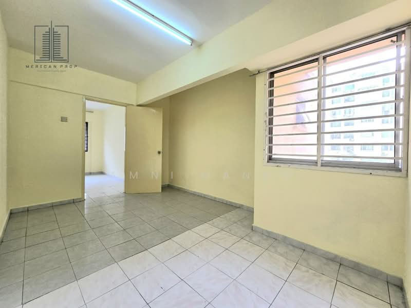Apartment for Sale at Pangsapuri Subang Suria - Amni Manan - Interior - PropertyGuru.com.my