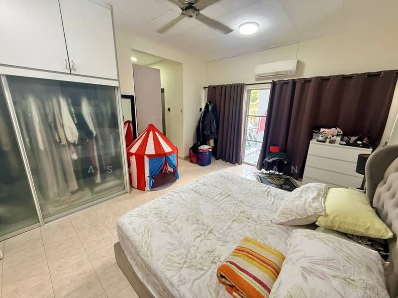 Rumah Teres 2 Tingkat untuk Dijual di Bukit Jelutong (Shah Alam) - Ashraf Azwan - Bedroom - PropertyGuru.com.my