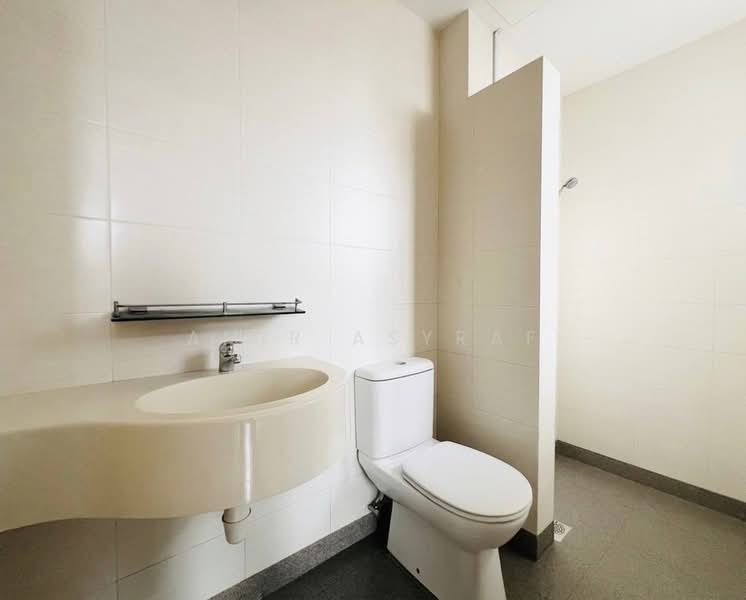 Servis Apartment untuk Dijual di Platinum Lake PV 21 - Amir Asyraf - Bathroom - PropertyGuru.com.my