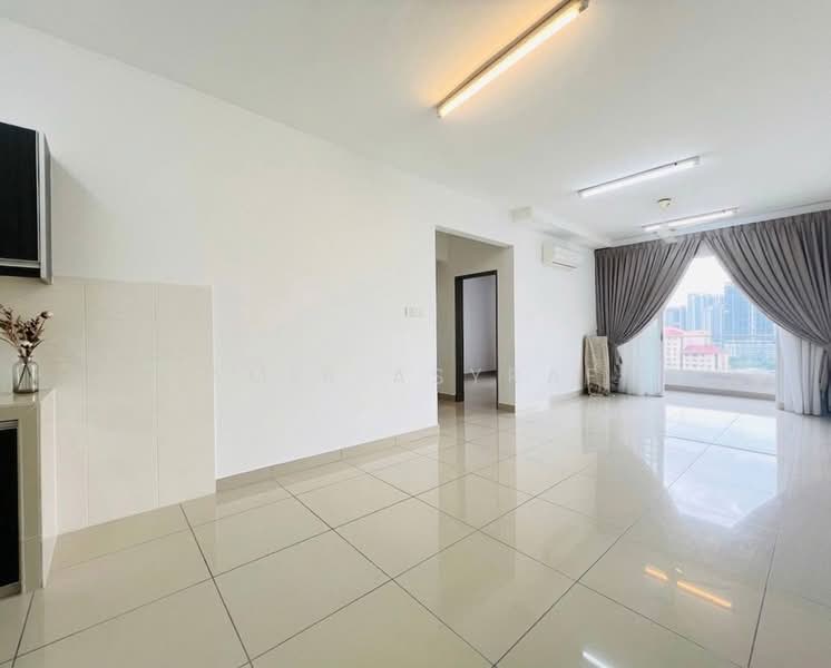 Servis Apartment untuk Dijual di Platinum Lake PV 21 - Amir Asyraf - Living Room - PropertyGuru.com.my