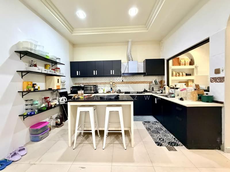2-storey Terraced House for Sale in Shah Alam (Selangor) - Ashraf Azwan - Kitchen - PropertyGuru.com.my