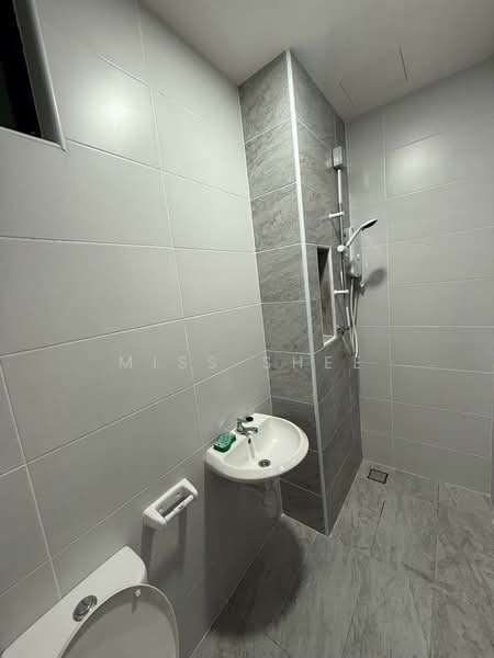 Kondominium untuk Disewa di KSL Residence 2 @ Kangkar Tebrau - Miss Shee - Bathroom - PropertyGuru.com.my