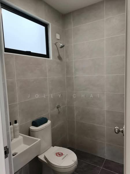 1-storey Terraced House for Sale in Banting (Selangor) - Jolly Chai - Bathroom - PropertyGuru.com.my