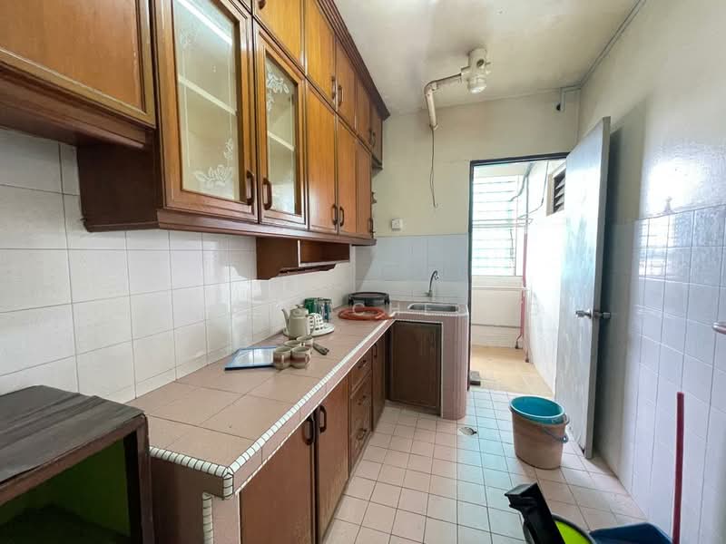 Pangsapuri untuk Dijual di Sri Intan 1 - Yanis Cheong - Kitchen - PropertyGuru.com.my