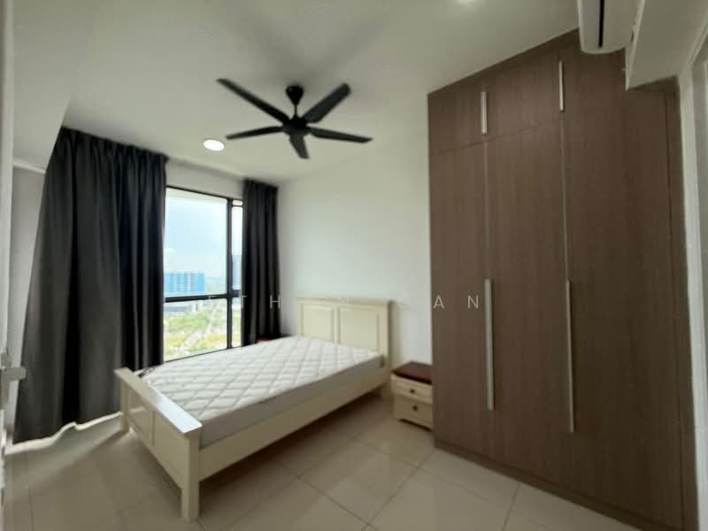 The M @ Medini Macrolink - 3