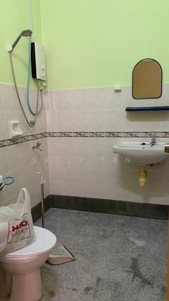 Rumah Teres 2 Tingkat untuk Disewa di Iskandar Puteri (Nusajaya) (Johor) - Sally Tan - Bathroom - PropertyGuru.com.my