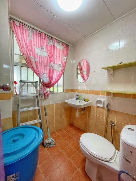 Townhouse for Sale in Putrajaya (Putrajaya) - Gudrotullah Ikhwan - Bathroom - PropertyGuru.com.my