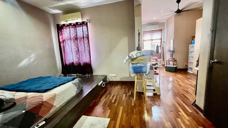 Rumah Berkembar untuk Dijual di Shah Alam (Selangor) - Richard Low - PropertyGuru.com.my
