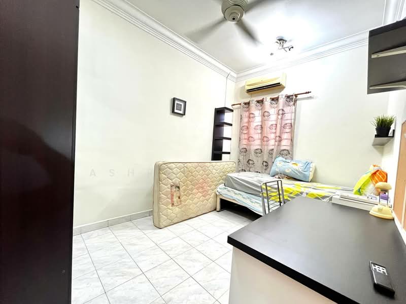 Rumah Teres 2 Tingkat untuk Dijual di Putra Heights (Subang Jaya) - Ashraf Azwan - Bedroom - PropertyGuru.com.my