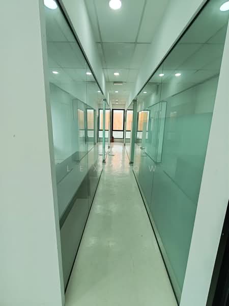 Shop / Office for Rent in Alam Damai (Cheras) - Lex How - Corridor - PropertyGuru.com.my