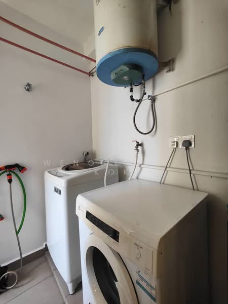 Kondominium untuk Dijual di Mont Kiara Pines - Weng Loong Kok - Interior - PropertyGuru.com.my