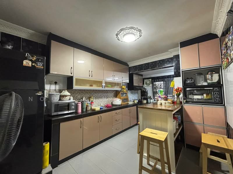 1.5-storey Terraced House for Sale in Taman Bukit Permai (Ampang) - Noor Aini Bt Ayob - Kitchen - PropertyGuru.com.my