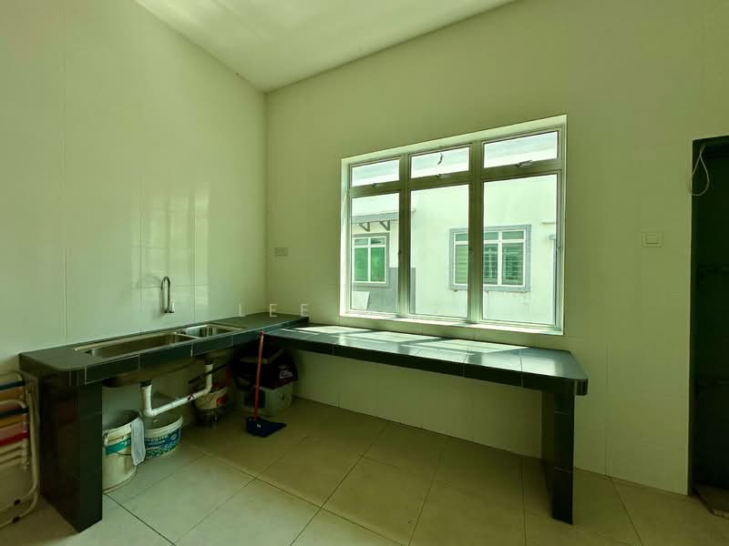Rumah Teres 1 Tingkat untuk Dijual di Menglembu (Perak) - Lee Muzi - Kitchen - PropertyGuru.com.my