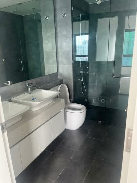 Kondominium untuk Dijual di ALIX Residences - Vincent Yeoh - Bathroom - PropertyGuru.com.my