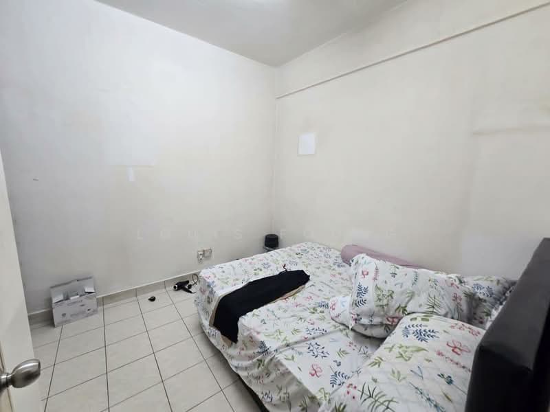 Rumah Teres 2 Tingkat untuk Dijual di Taman Megah Kepong (Kepong) - Louis Foong - Bedroom - PropertyGuru.com.my