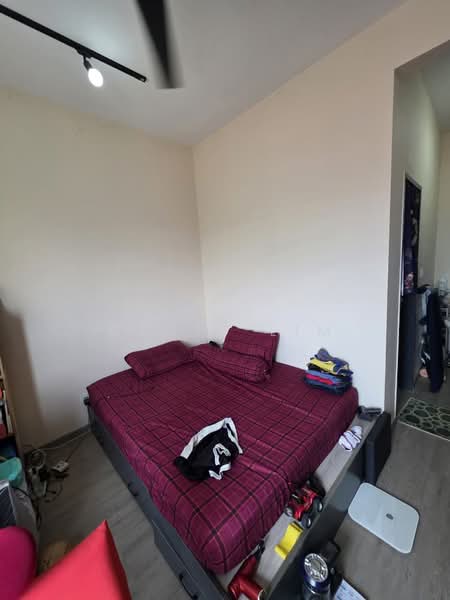 Kondominium untuk Dijual di The Holmes 2 - Geoff Lim - Bedroom - PropertyGuru.com.my