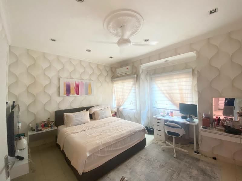 For Sale - Seksyen 7