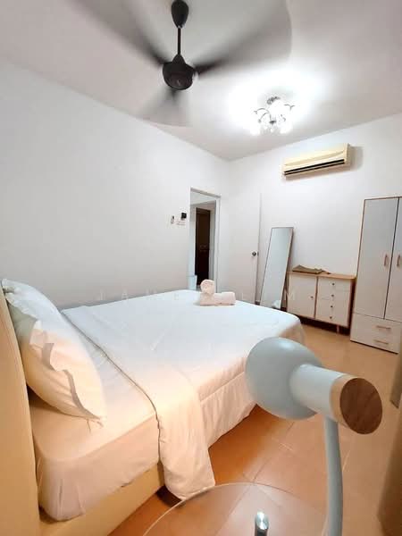 Kondominium untuk Disewa di Villa Makmur - James Lim - Bedroom - PropertyGuru.com.my
