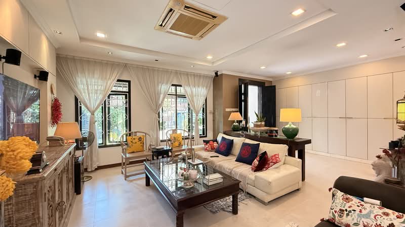 Rumah Berkembar untuk Dijual di Beverly Heights (Ampang) - Denver Sin - Living Room - PropertyGuru.com.my