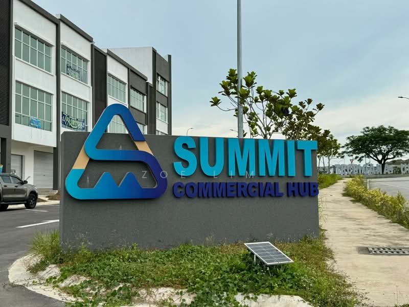 24'x70' 3 Storey Shop Gelang Patah - 1