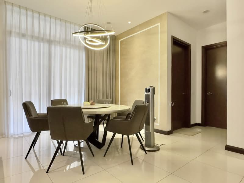 Rumah Berkembar untuk Dijual di Telok Panglima Garang (Selangor) - Wei Wei Low - Dining Room - PropertyGuru.com.my