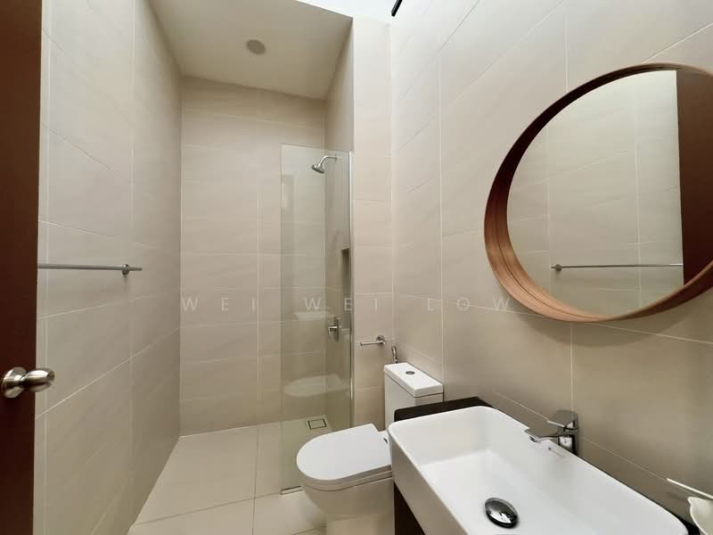 Rumah Berkembar untuk Dijual di Telok Panglima Garang (Selangor) - Wei Wei Low - Bathroom - PropertyGuru.com.my