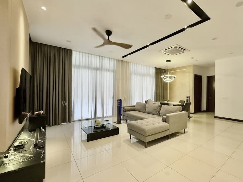 Rumah Berkembar untuk Dijual di Telok Panglima Garang (Selangor) - Wei Wei Low - Living Room - PropertyGuru.com.my
