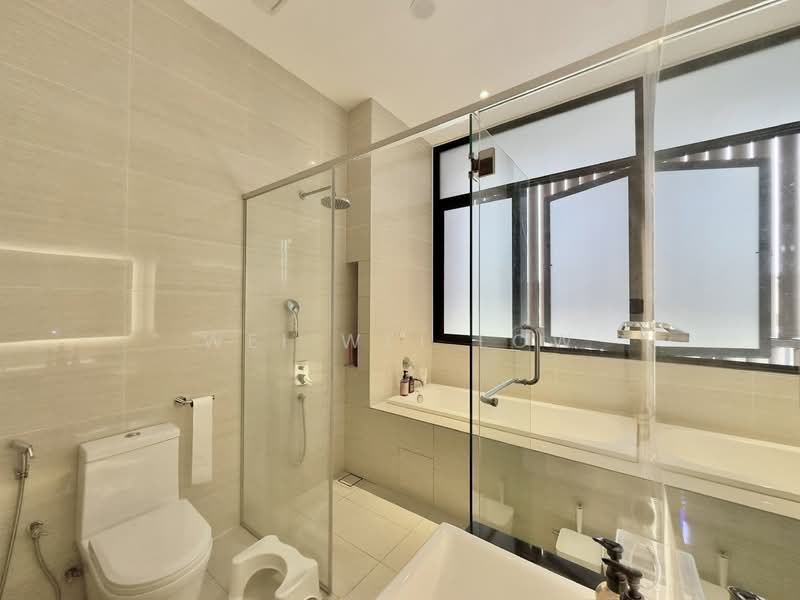 Rumah Berkembar untuk Dijual di Telok Panglima Garang (Selangor) - Wei Wei Low - Bathroom - PropertyGuru.com.my