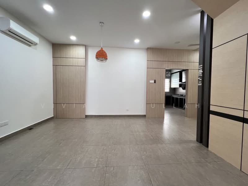 Rumah Teres untuk Dijual di Taman Pulai Jaya (Kulai) - Vivian Abdullah - Living Room - PropertyGuru.com.my