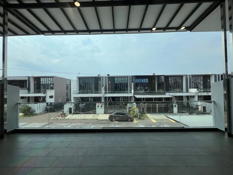 Rumah Teres untuk Dijual di Taman Pulai Jaya (Kulai) - Vivian Abdullah - Exterior - PropertyGuru.com.my