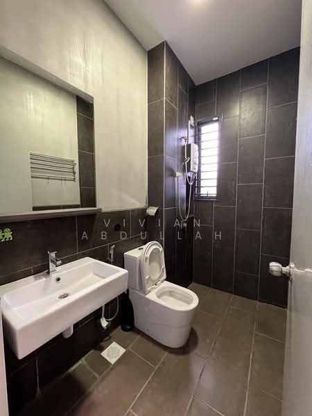 Rumah Teres untuk Dijual di Taman Pulai Jaya (Kulai) - Vivian Abdullah - Bathroom - PropertyGuru.com.my