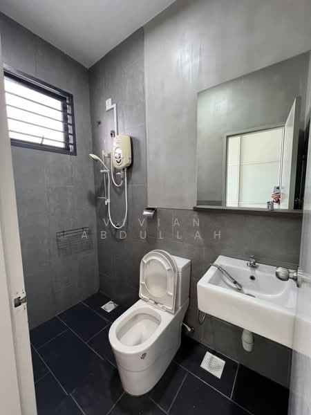 Rumah Teres untuk Dijual di Taman Pulai Jaya (Kulai) - Vivian Abdullah - Bathroom - PropertyGuru.com.my