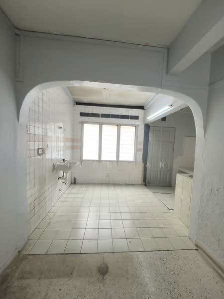 Rumah Teres 2-Tingkat untuk Dijual di Taman Teluk Pulai (Klang) - Vivan Tan - Kitchen - PropertyGuru.com.my