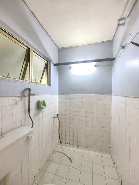 Rumah Teres 2-Tingkat untuk Dijual di Taman Teluk Pulai (Klang) - Vivan Tan - Bathroom - PropertyGuru.com.my