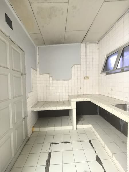 Rumah Teres 2-Tingkat untuk Dijual di Taman Teluk Pulai (Klang) - Vivan Tan - Kitchen - PropertyGuru.com.my