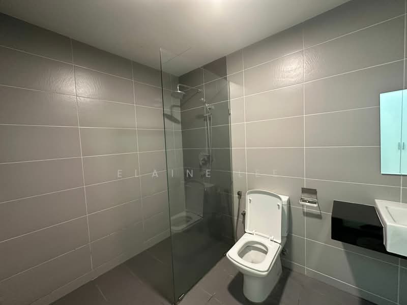 Condominium for Rent at Golden Triangle 2 - Elaine Lee - Bathroom - PropertyGuru.com.my