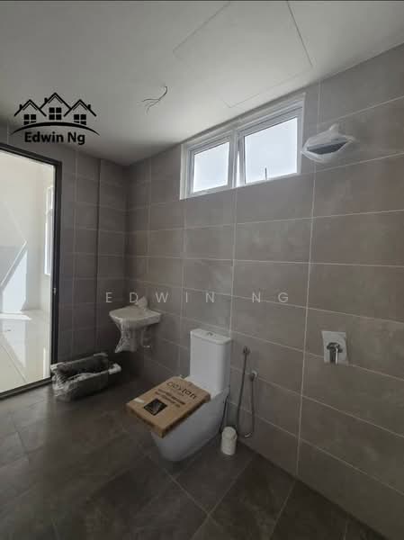 Zero-Lot Bungalow for Sale in Taman Kota Permai (Bukit Mertajam) - Edwin Ng - Bathroom - PropertyGuru.com.my