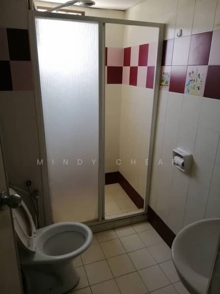 Apartment for Sale at Tanjung Tiara - Mindy Cheah - Bathroom - PropertyGuru.com.my