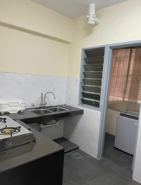 Apartment for Rent at Sri Damansara Court - Michael Lee - Kitchen - PropertyGuru.com.my