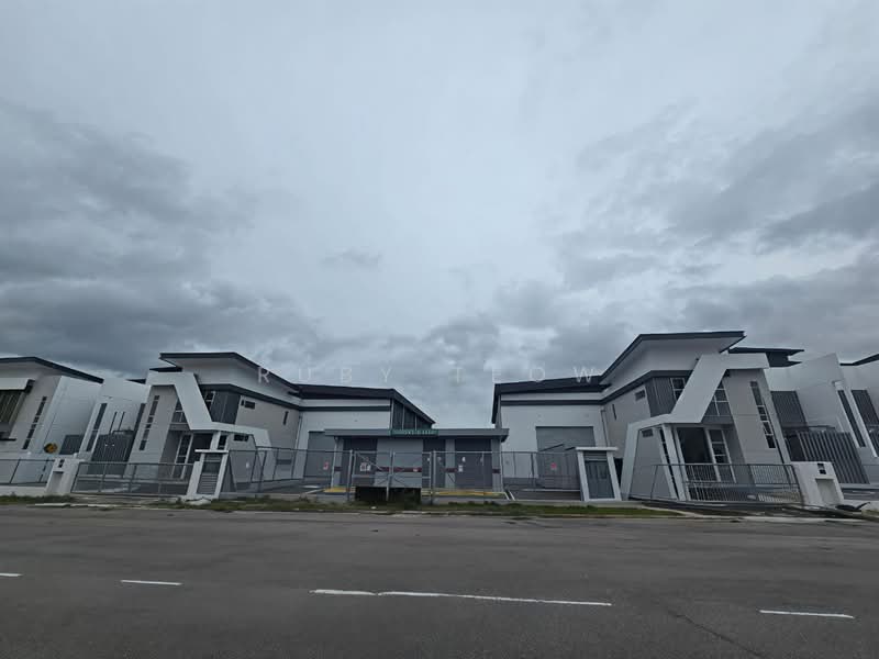 I-Synergy @ IOI Kulai - New 1.5 Storey Semi-Detached Factory for Rent - 1