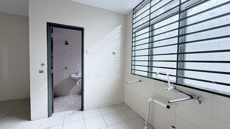 2-storey Terraced House for Sale in Taman Jelok Impian (Kajang) - Denver Sin - Interior - PropertyGuru.com.my