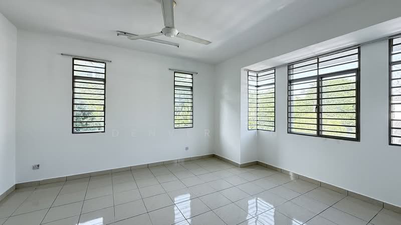 2-storey Terraced House for Sale in Taman Jelok Impian (Kajang) - Denver Sin - Interior - PropertyGuru.com.my