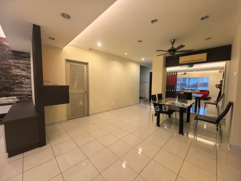Townhouse for Sale in Shah Alam (Selangor) - Alex Lee - Living Room - PropertyGuru.com.my